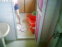 Madura tomar un ducha