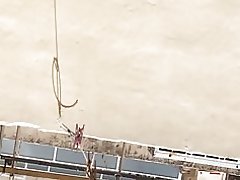 Chiscando milf veciño de novo